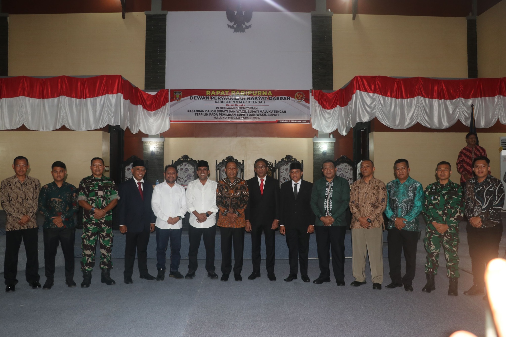 Pengumuman Penetapan Pasangan Calon Bupati dan Wakil Bupati Maluku Tengah Periode 2025-2030.